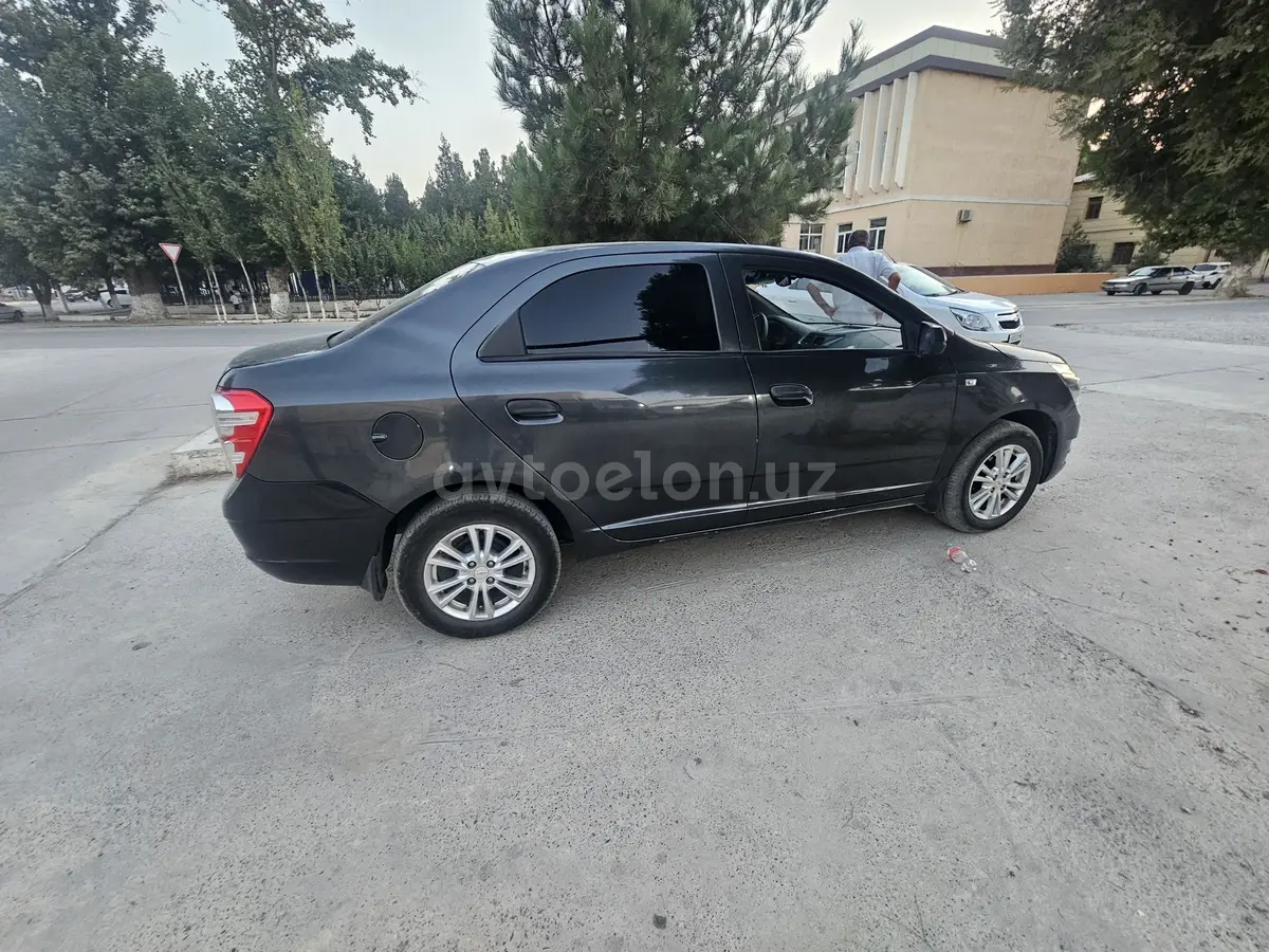 Chevrolet Cobalt,  2 позиция