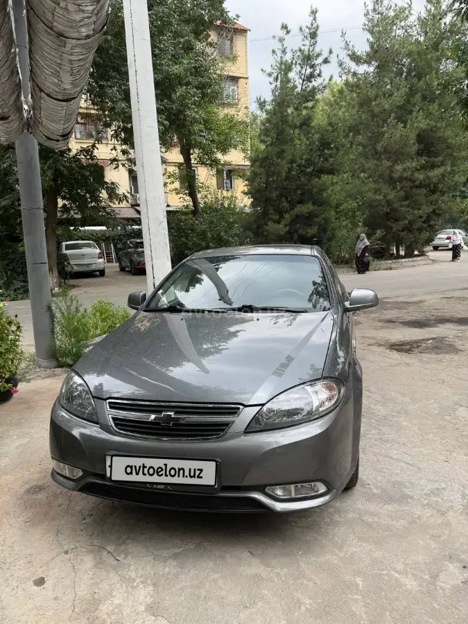 Chevrolet Gentra,  3 позиция