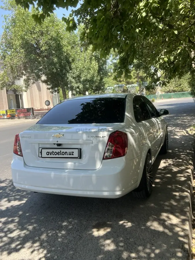 Chevrolet Lacetti,  2 позиция
