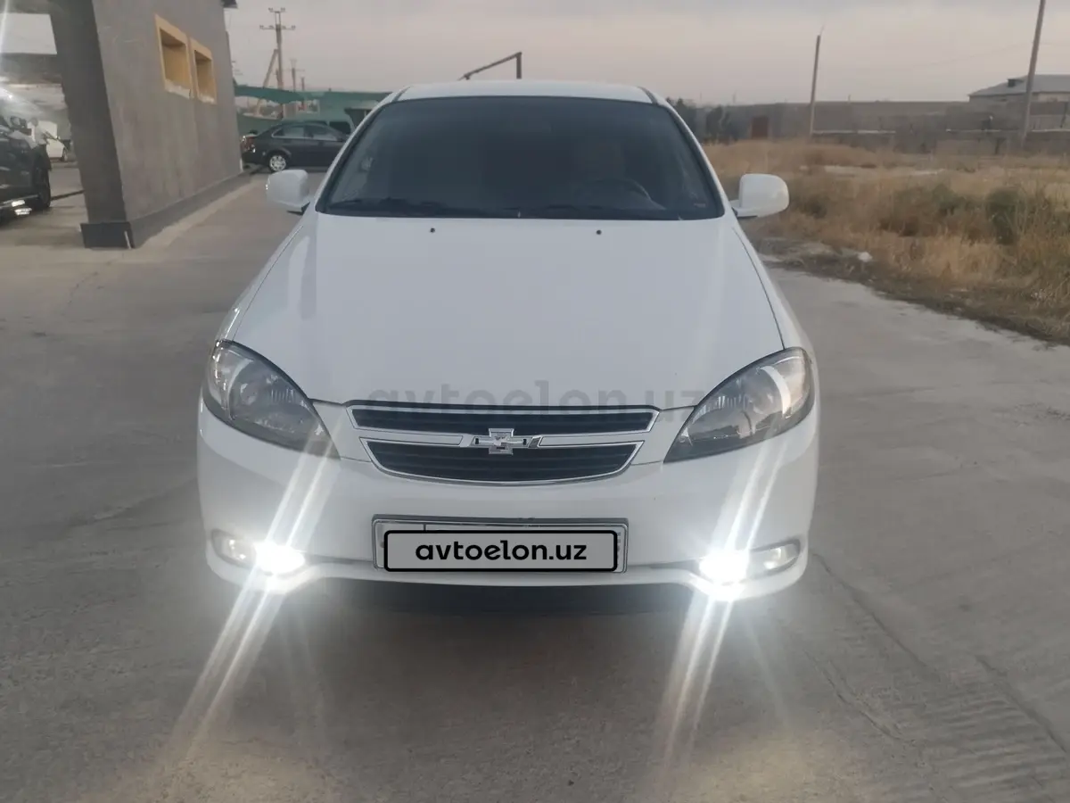 Chevrolet Gentra,  1 позиция
