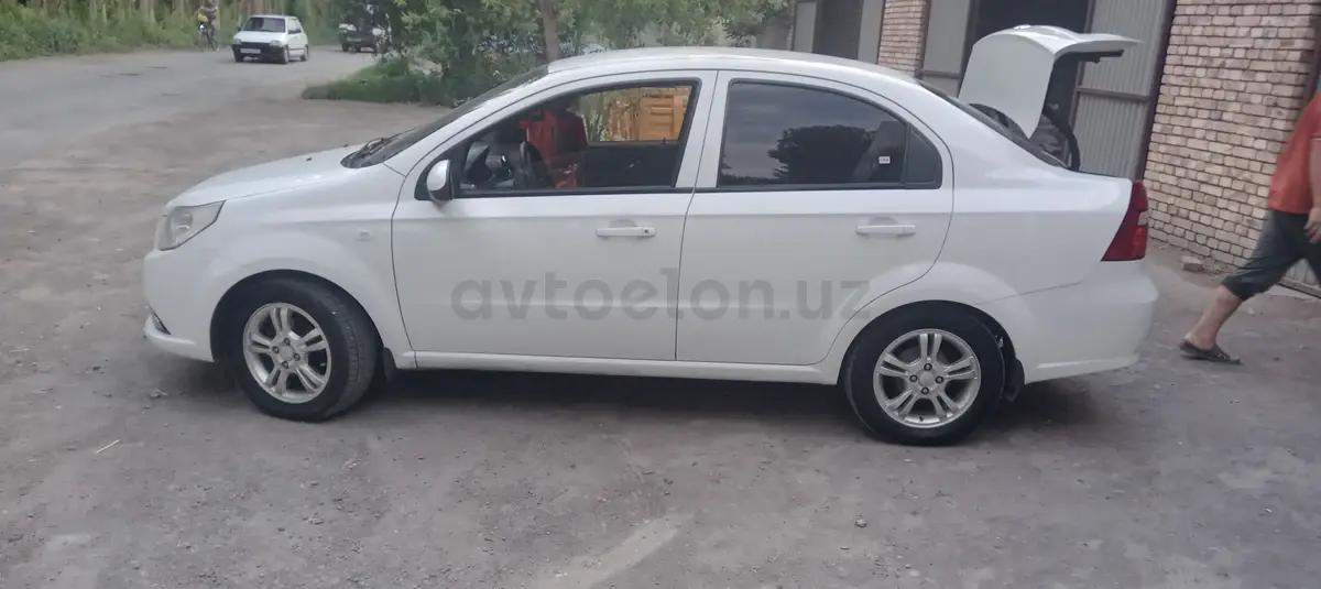 Chevrolet Nexia 3,  2 позиция