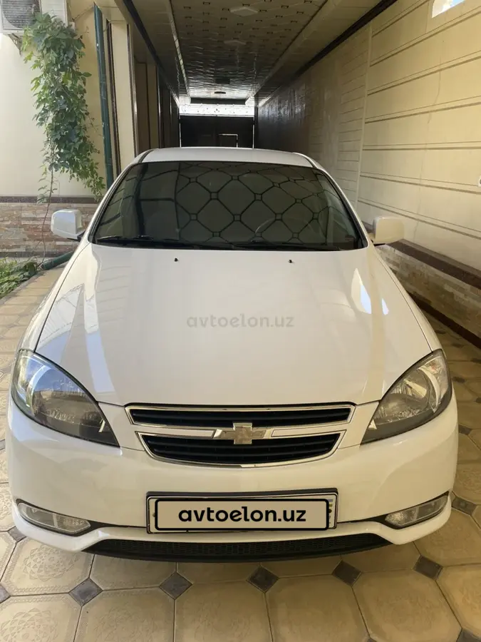 Chevrolet Gentra,  2 позиция