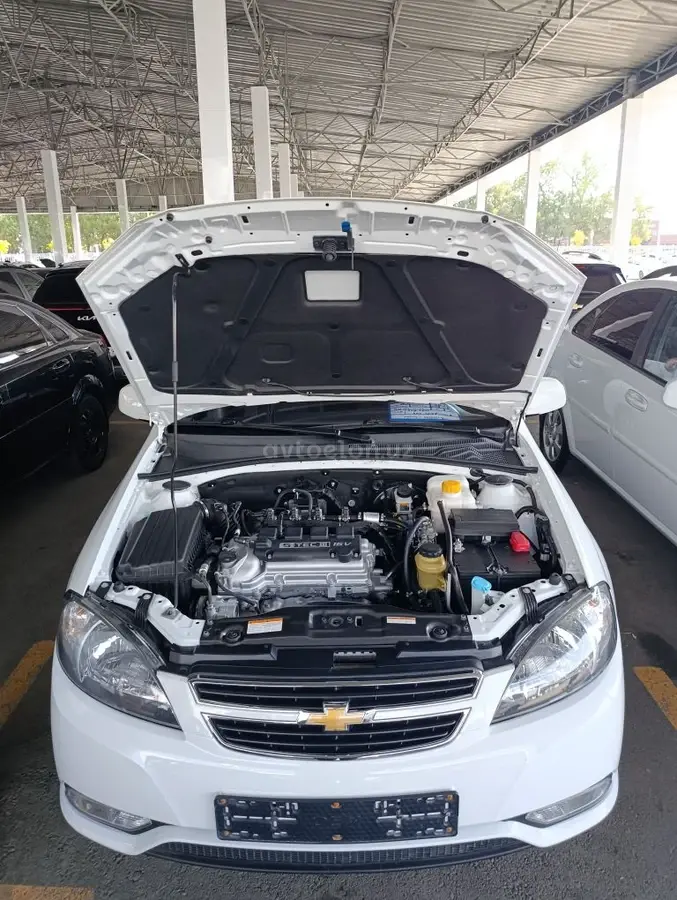 Chevrolet Gentra,  3 позиция