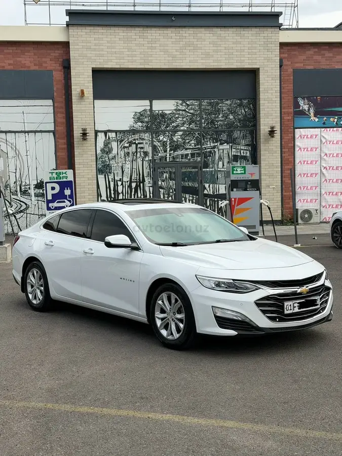 Chevrolet Malibu 2