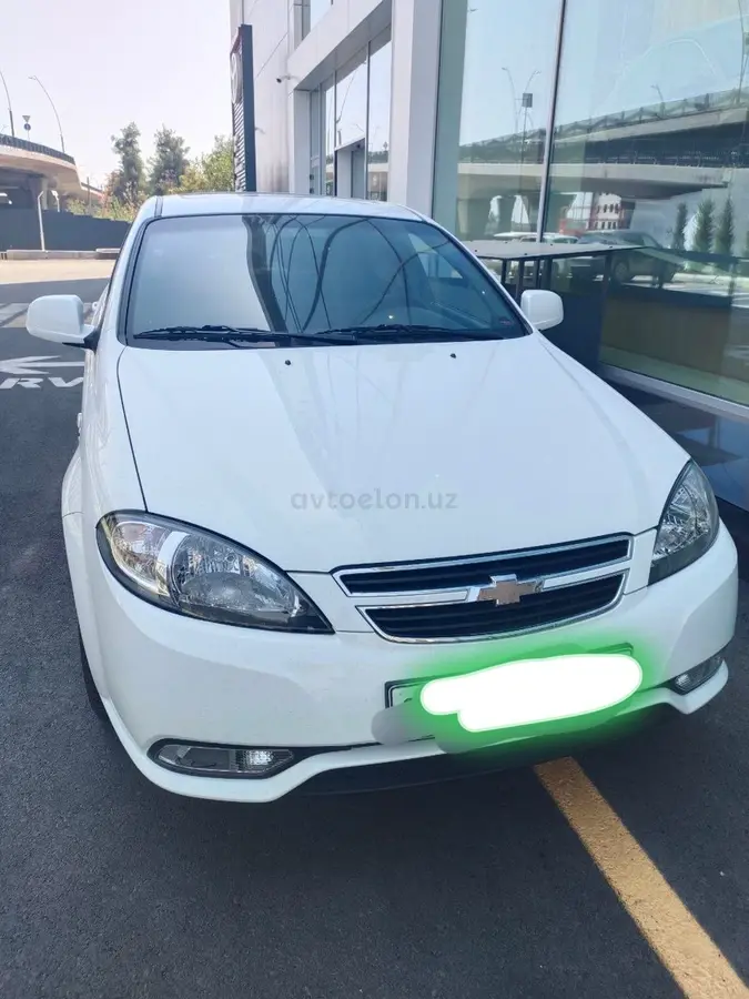 Chevrolet Gentra,  3 позиция