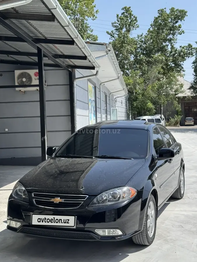 Chevrolet Gentra,  3 позиция