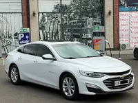 Белый Chevrolet Malibu 2 2018 года, КПП Автомат, в Ташкент за 18 800 y.e. id7338031