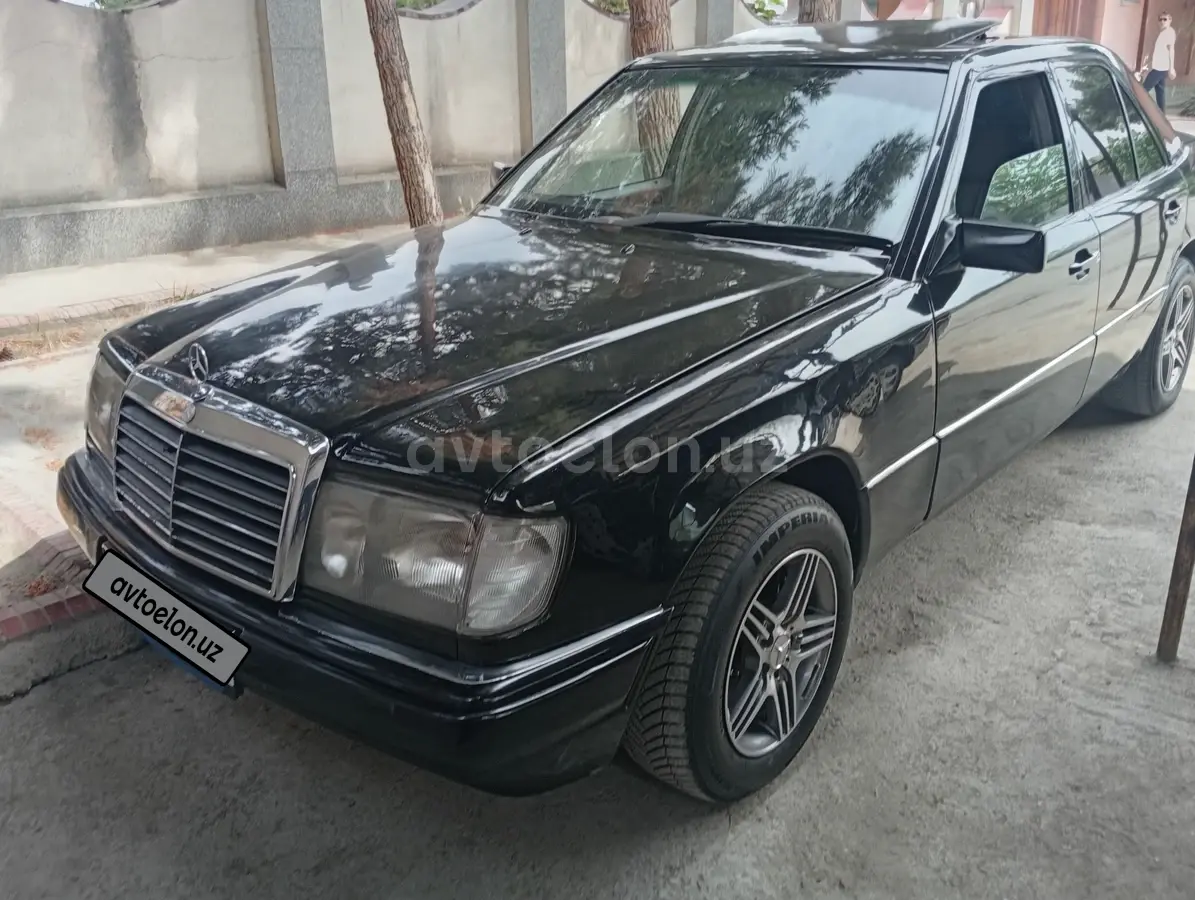 Mercedes-Benz E 200