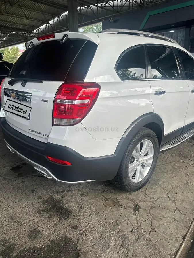 Chevrolet Captiva,  3 позиция