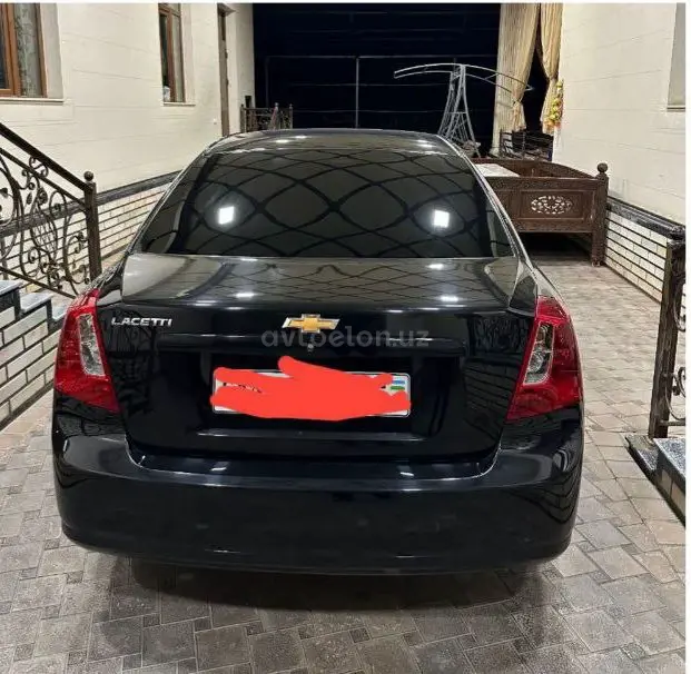 Chevrolet Gentra,  3 позиция