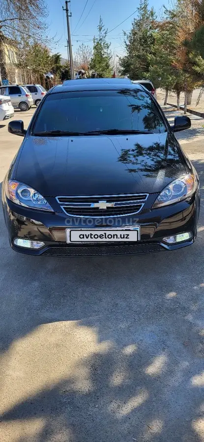 Chevrolet Gentra,  3 позиция
