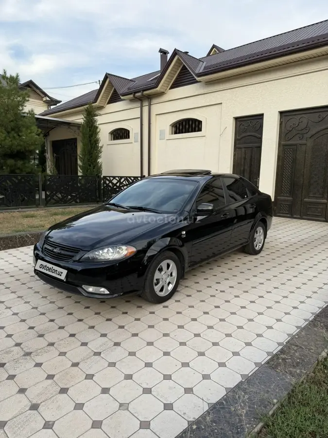 Chevrolet Gentra,  3 позиция