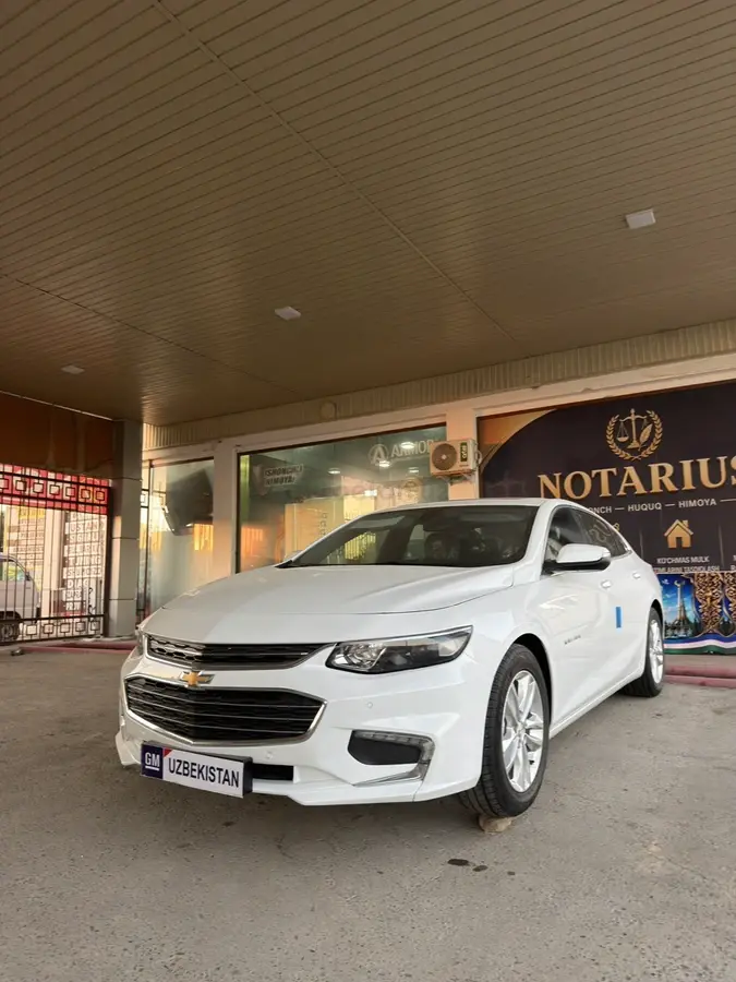 Chevrolet Malibu 2