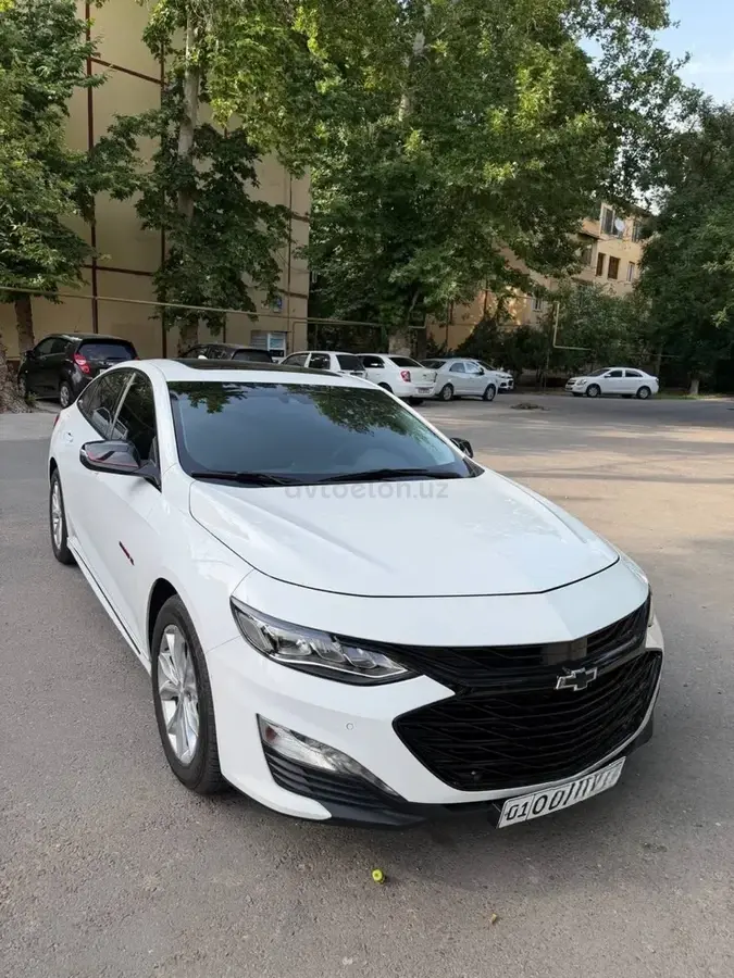 Chevrolet Malibu XL