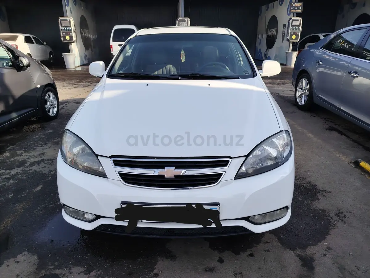 Chevrolet Gentra,  3 позиция