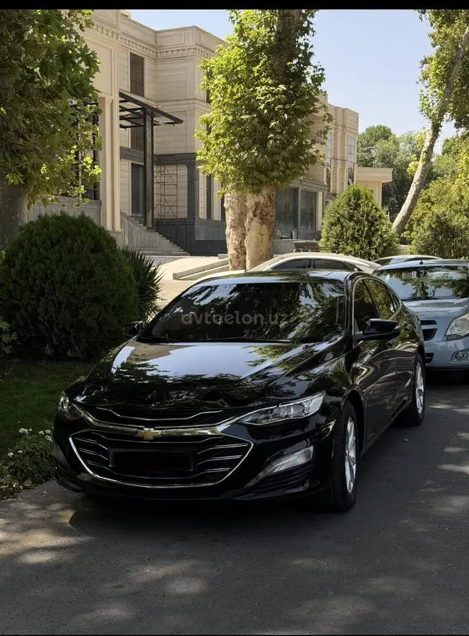 Chevrolet Malibu 2