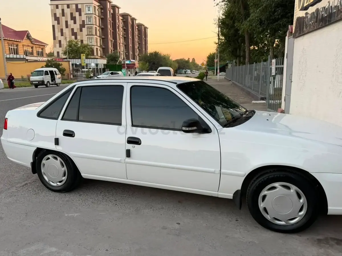 Chevrolet Nexia 2,  2 позиция DOHC