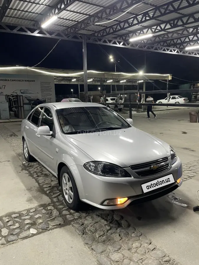 Chevrolet Gentra,  2 позиция