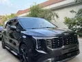 Мокрый асфальт Kia Carnival 2024 года, в Андижан за 45 000 y.e. id7338125