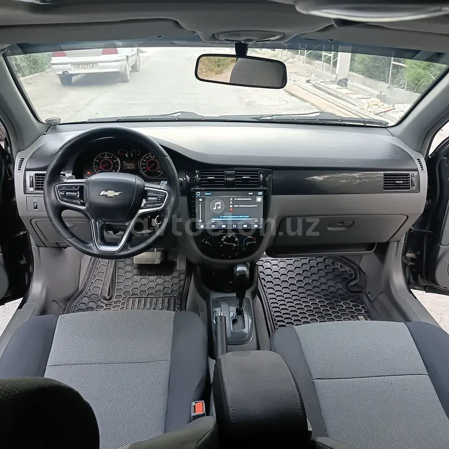 Chevrolet Gentra,  3 позиция
