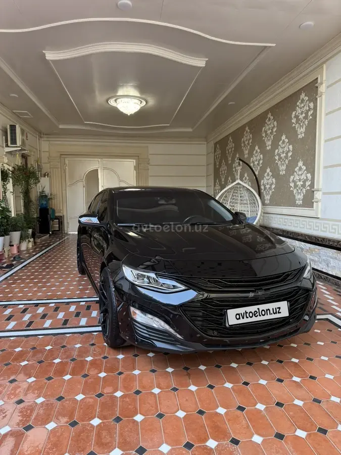 Chevrolet Malibu 2