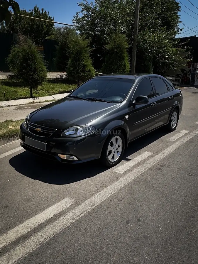 Chevrolet Gentra,  3 позиция