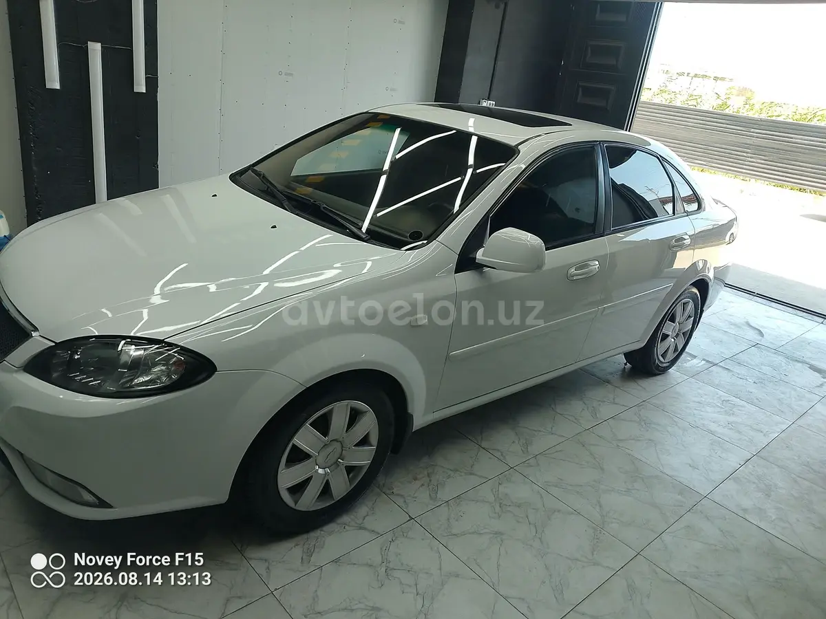 Chevrolet Gentra,  3 позиция