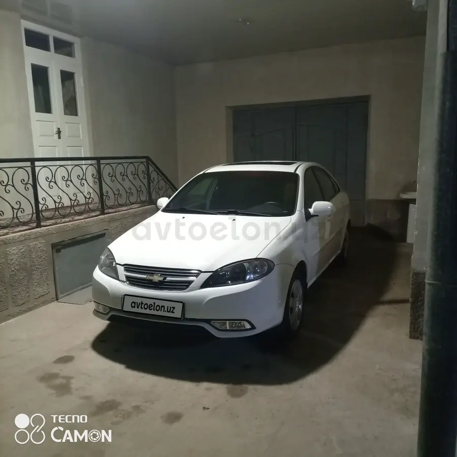 Chevrolet Gentra,  3 позиция