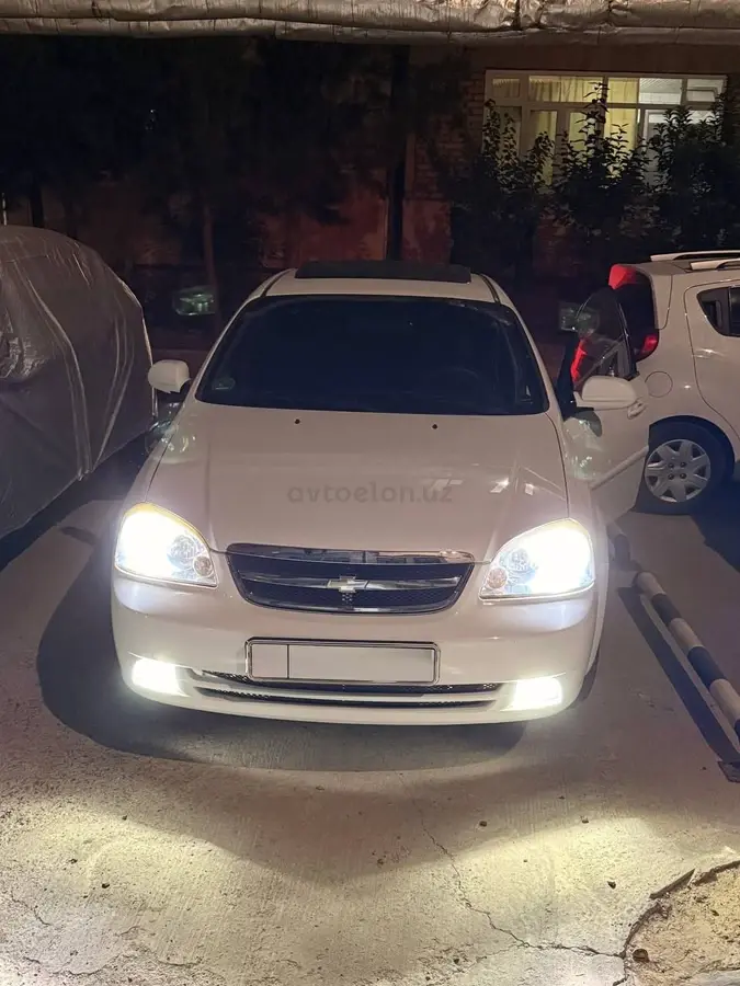 Chevrolet Lacetti,  3 позиция