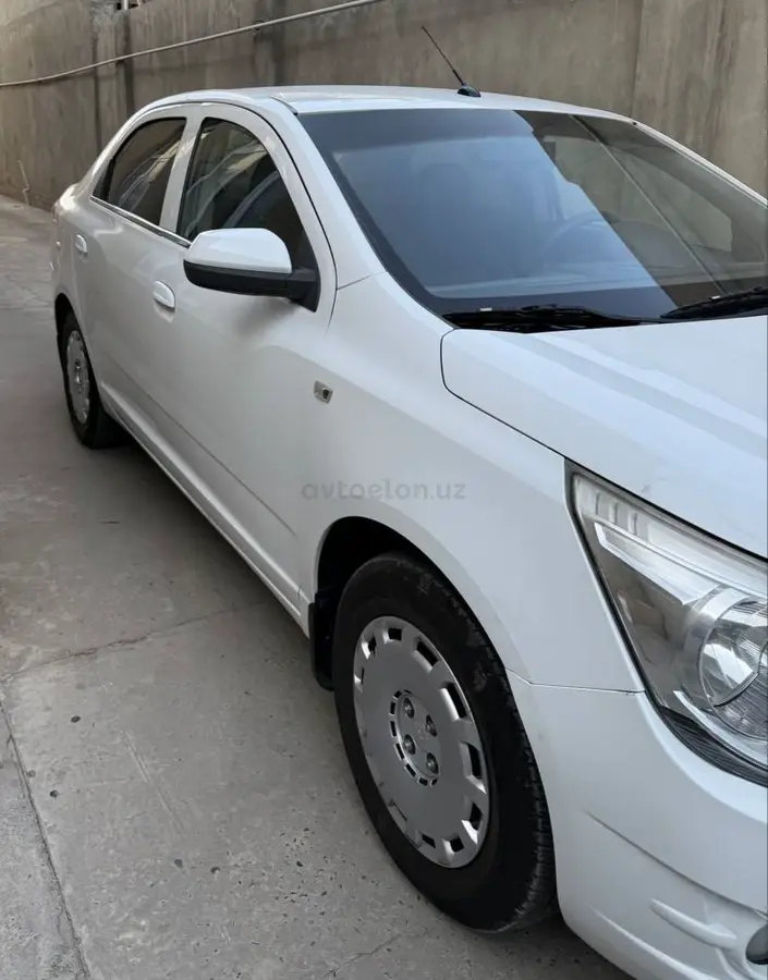 Chevrolet Cobalt,  2 позиция