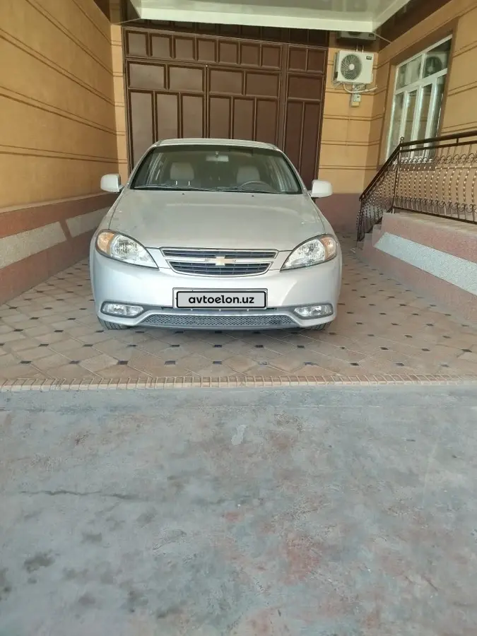 Chevrolet Lacetti,  2 позиция