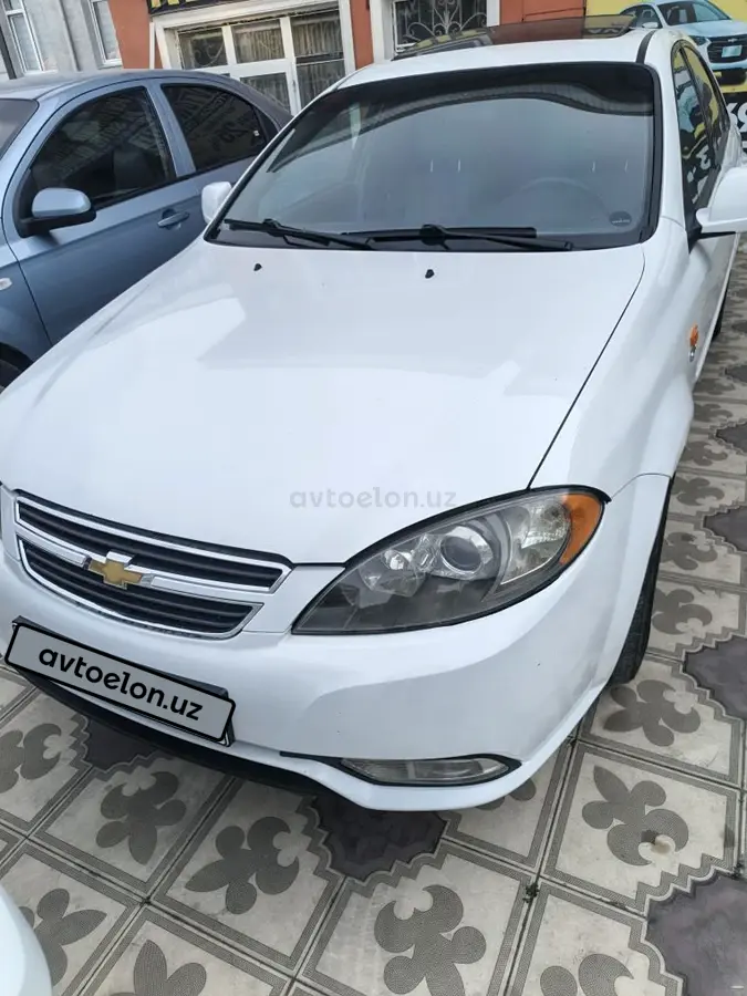Chevrolet Gentra,  3 позиция