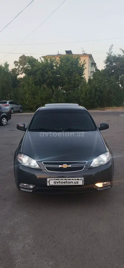 Chevrolet Gentra,  3 позиция