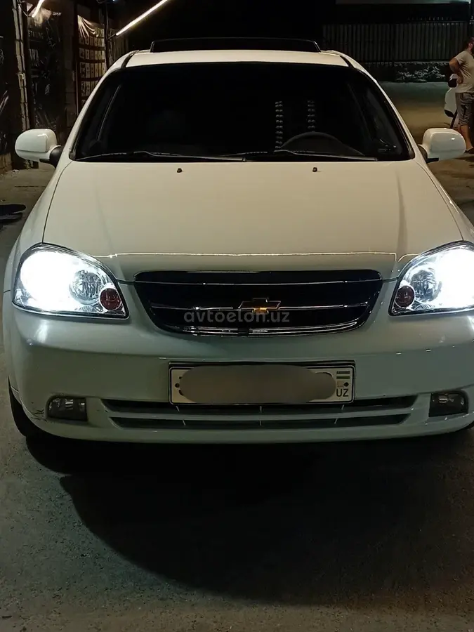 Chevrolet Lacetti,  3 позиция