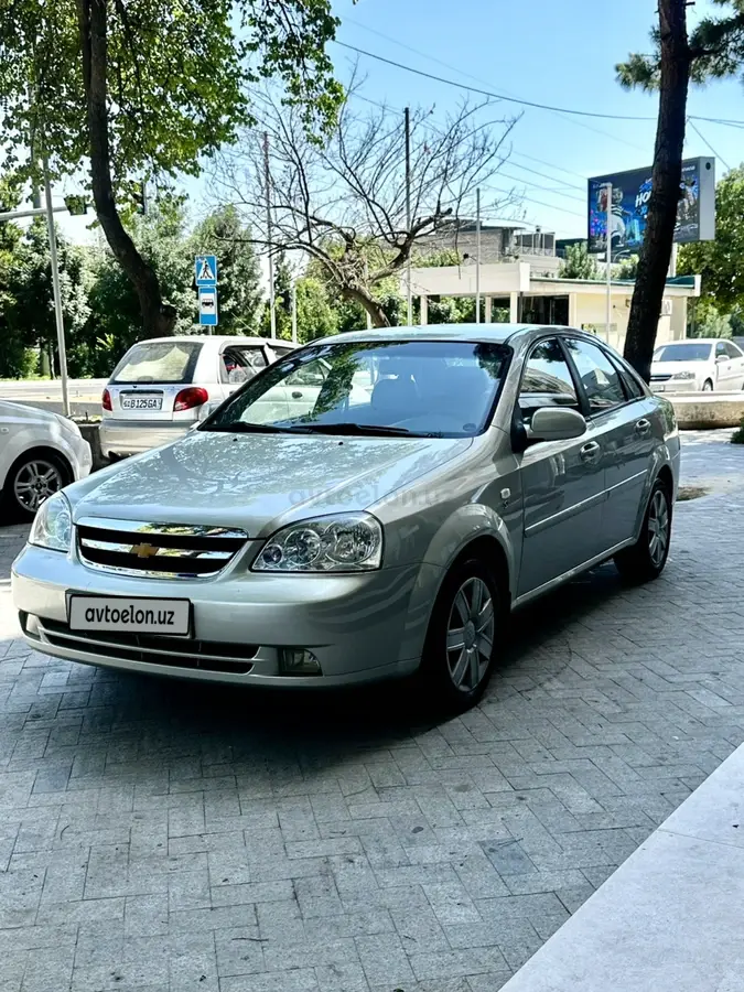 Chevrolet Lacetti,  1 позиция