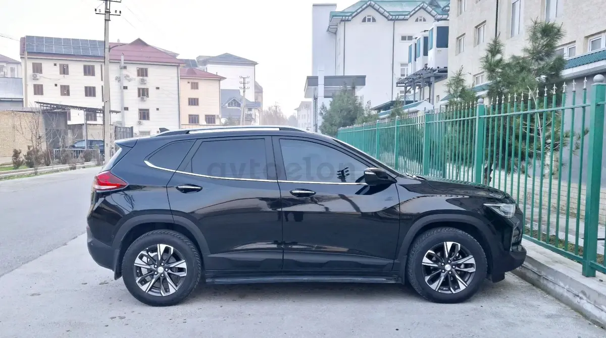 Chevrolet Tracker 2