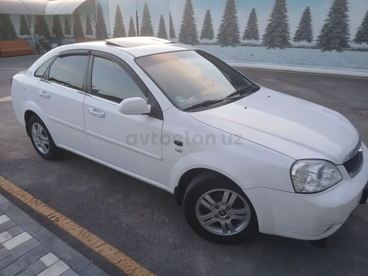 Chevrolet Lacetti,  3 позиция