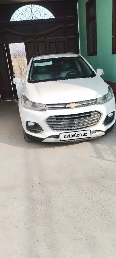 Chevrolet Tracker,  2 позиция