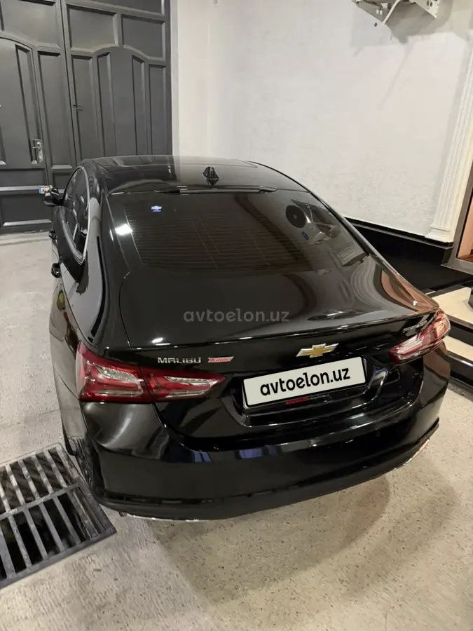 Chevrolet Malibu 2