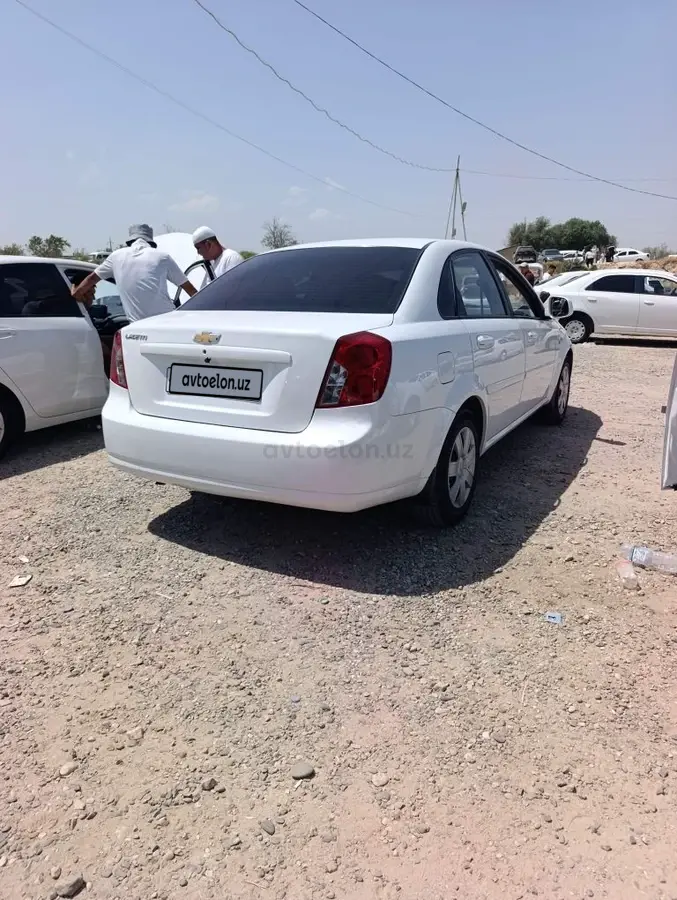 Chevrolet Gentra,  1 позиция