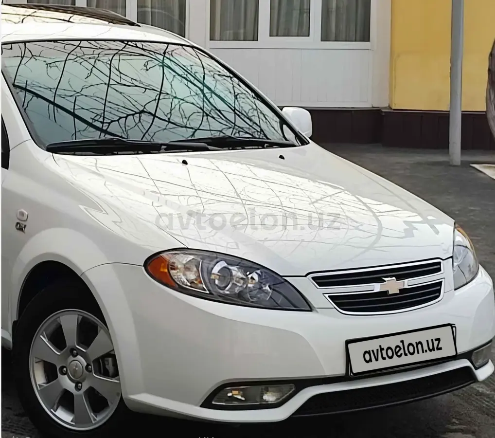 Chevrolet Gentra,  3 позиция