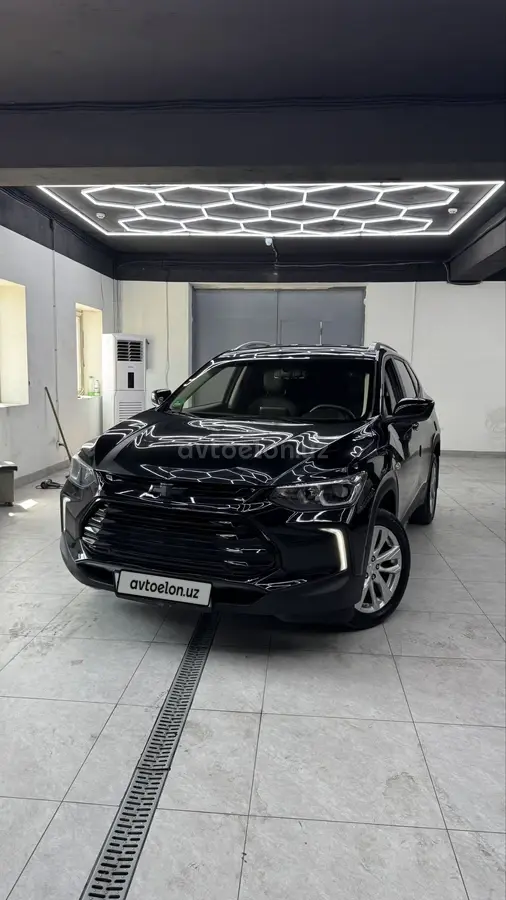 Chevrolet Tracker,  1 позиция