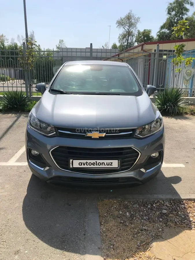 Chevrolet Tracker,  1 позиция