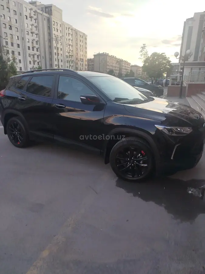 Chevrolet Tracker 2