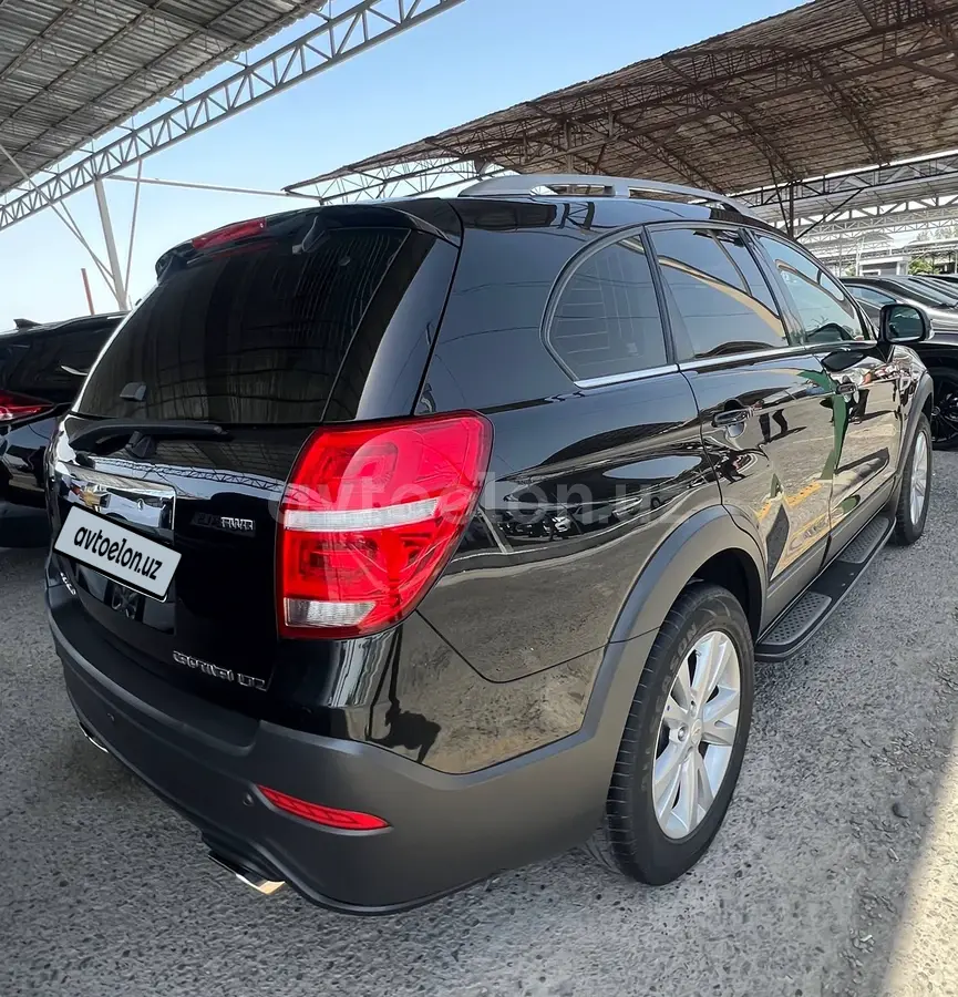 Chevrolet Captiva,  3 позиция