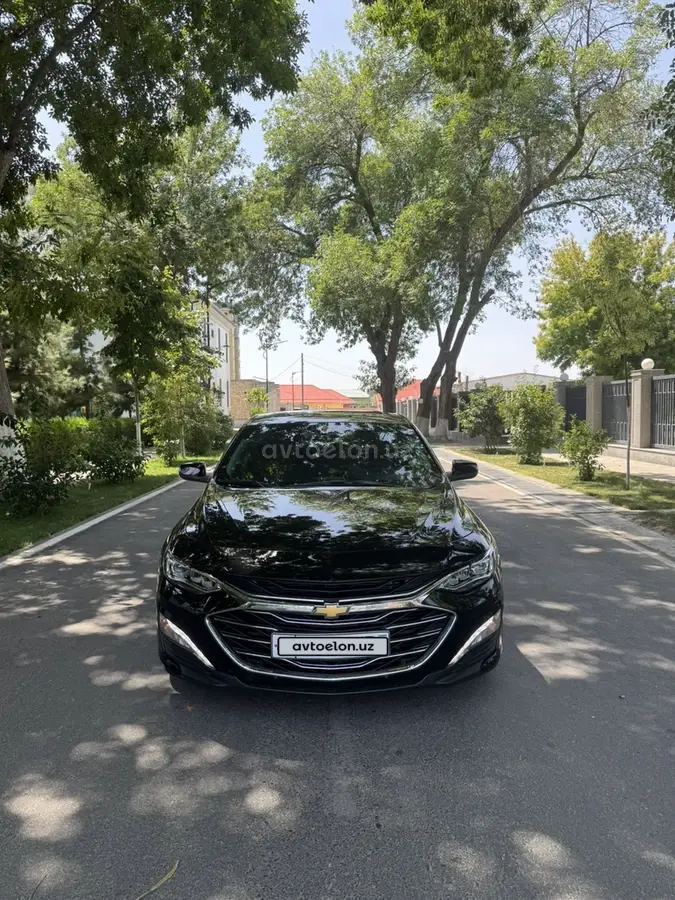 Chevrolet Malibu 2