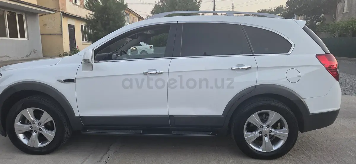 Chevrolet Captiva,  2 позиция
