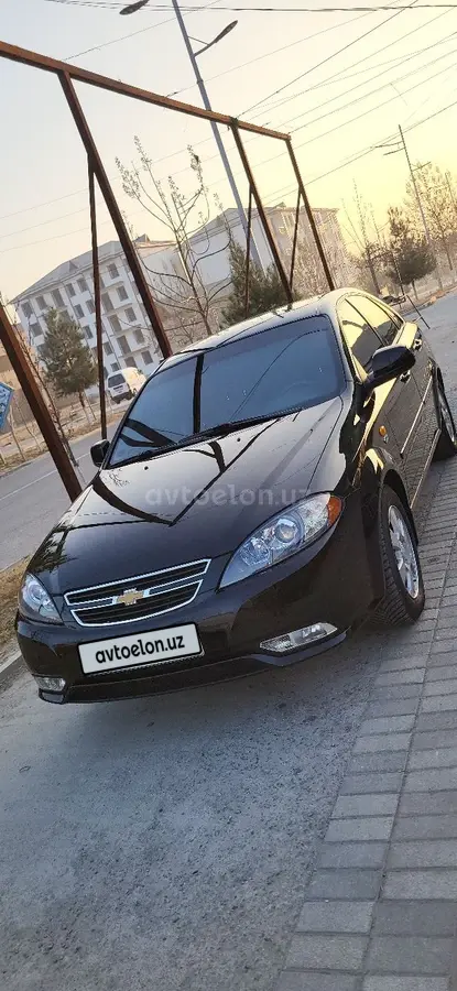 Chevrolet Gentra,  3 позиция