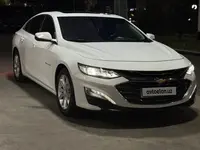 Белый Chevrolet Malibu 2 2020 года, КПП Автомат, в Ташкент за 19 950 y.e. id7499656