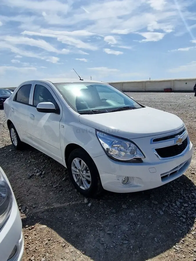 Chevrolet Cobalt,  4 позиция